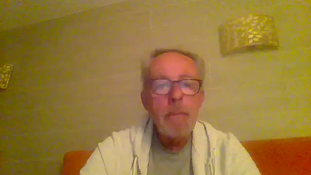 tuggy59 online show from 04/13/26, 04:29