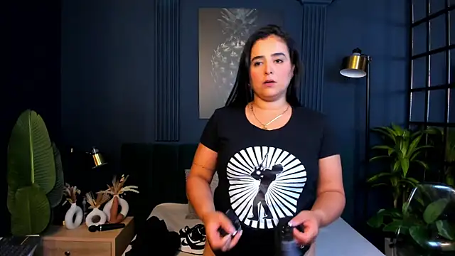 Snapshot of taylor_bennet chatting on 02/05/25, 06:26 taylor bennet online show from 02/05/25, 06:26