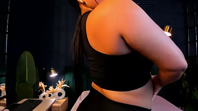 Snapshot of taylor_bennet chatting on 02/09/25, 12:19 taylor bennet online show from 02/09/25, 12:19