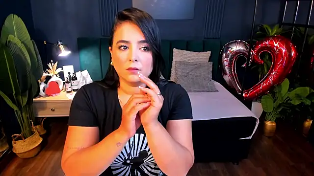 Snapshot of taylor_bennet chatting on 02/13/25, 07:10 taylor bennet online show from 02/13/25, 07:10