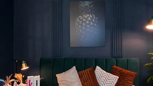 Snapshot of taylor_bennet chatting on 03/10/25, 12:15 taylor bennet online show from 03/10/25, 12:15