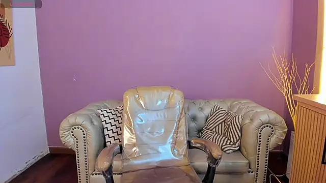 Snapshot of taylor_bennet chatting on 10/03/25, 12:13 taylor bennet online show from 10/03/25, 12:13