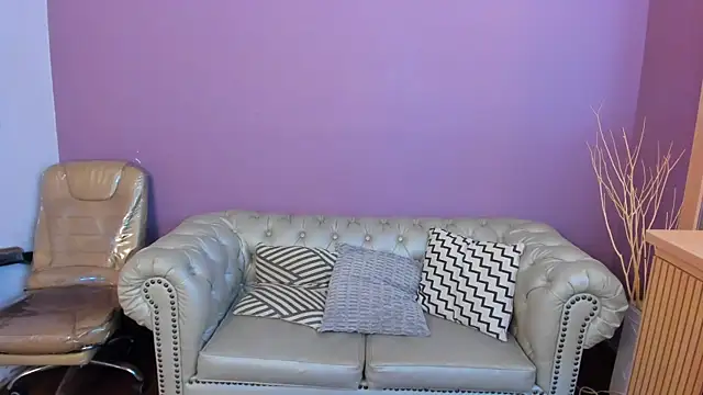 Snapshot of taylor_bennet chatting on 10/06/25, 12:13 taylor bennet online show from 10/06/25, 12:13