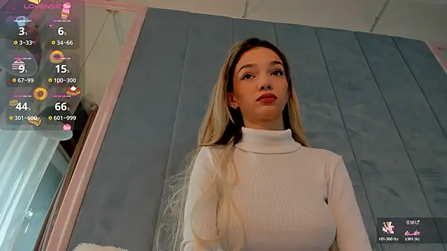 Snapshot of Sassy_Teen chatting on 11/21/25, 08:57 Sassy Teen online show from 11/21/25, 08:57