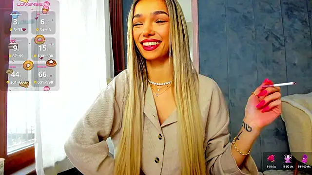 Snapshot of Sassy_Teen chatting on 02/11/26, 08:41 Sassy Teen online show from 02/11/26, 08:41