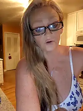 Southern Bella online show from 12/05/24, 12:22