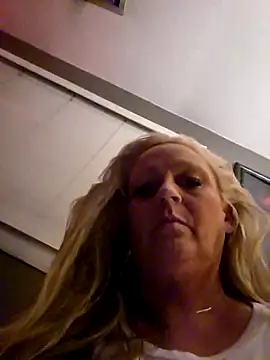 Southern Bella online show from 09/25/25, 12:47