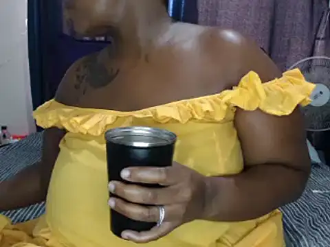 Real1SweetQueen online show from 12/22/25, 10:56