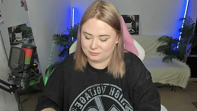 Akemi BBW online show from 03/07/25, 01:09