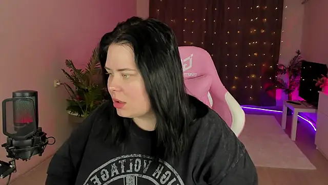 Akemi BBW online show from 09/23/25, 05:05