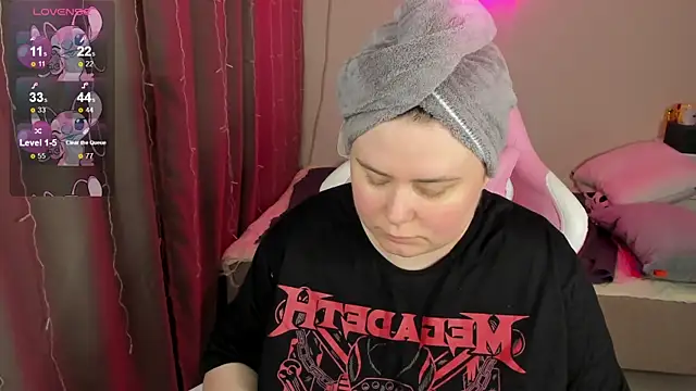 Akemi BBW online show from 04/02/26, 05:49