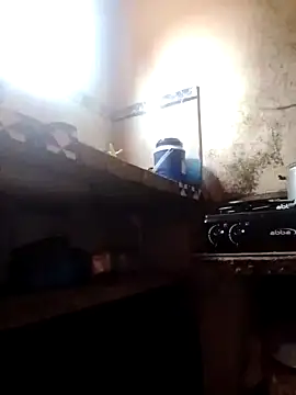 Snapshot of sirenita24x chatting on 10/23/25, 02:27 sirenita24x online show from 10/23/25, 02:27