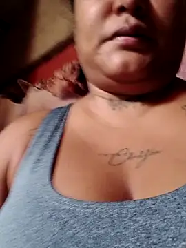 Snapshot of sirenita24x chatting on 10/24/25, 08:05 sirenita24x online show from 10/24/25, 08:05