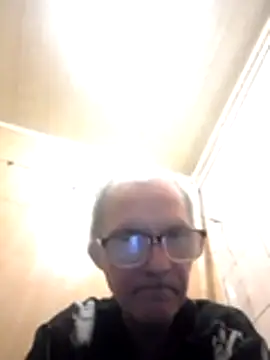 Snapshot of oksana722 chatting on 10/17/25, 10:01 oksana722 online show from 10/17/25, 10:01