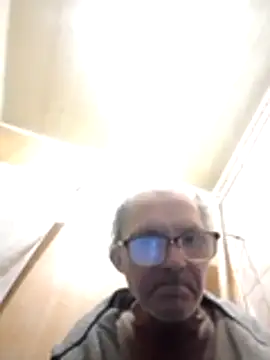 Snapshot of oksana722 chatting on 10/22/25, 08:08 oksana722 online show from 10/22/25, 08:08