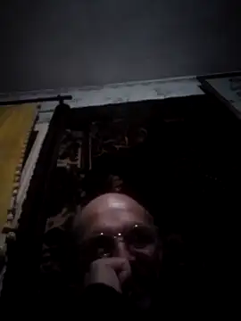 Snapshot of oksana722 chatting on 11/02/25, 08:00 oksana722 online show from 11/02/25, 08:00