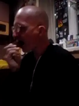 Snapshot of oksana722 chatting on 11/30/25, 09:08 oksana722 online show from 11/30/25, 09:08