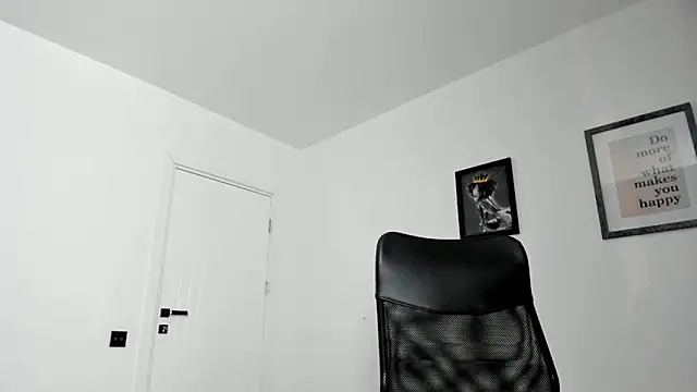 PortraitMarie online show from 01/22/25, 07:45