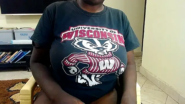 Snapshot of sunnylovexp chatting on 03/12/25, 05:17 sunnylovexp online show from 03/12/25, 05:17