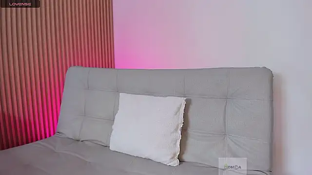 susan  hills online show from 12/06/24, 08:07