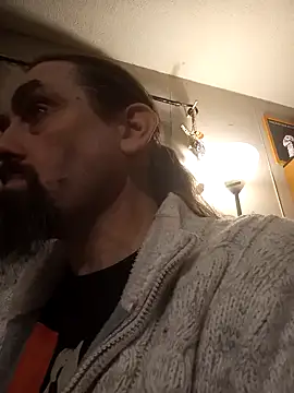 teekoine1 online show from 10/30/25, 09:37