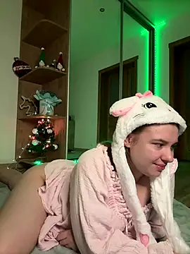 freiiaflower online show from 12/21/25, 09:44