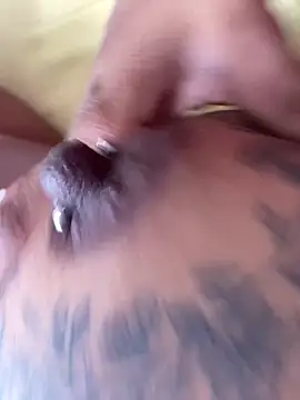 Snapshot of MariaLorenaah chatting on 11/05/25, 05:13 MariaLorenaah online show from 11/05/25, 05:13