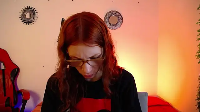 Katy Van online show from 12/20/25, 08:49