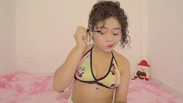 Winnifer Gonzal online show from 07/07/26, 03:31
