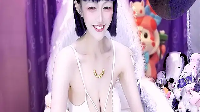 kumamon- online show from 11/13/25, 03:55