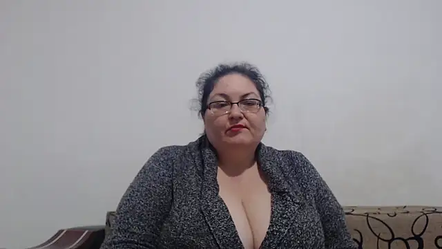 Nykyxo online show from 05/11/26, 04:04