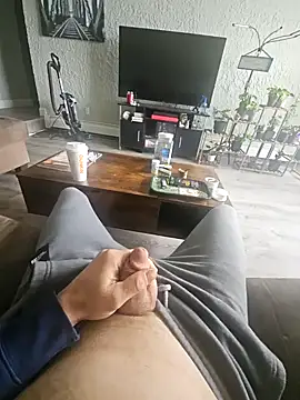 Snapshot of Cemg chatting on 01/28/25, 03:57 Cemg online show from 01/28/25, 03:57