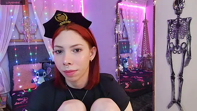 laura olssen online show from 02/12/25, 12:44