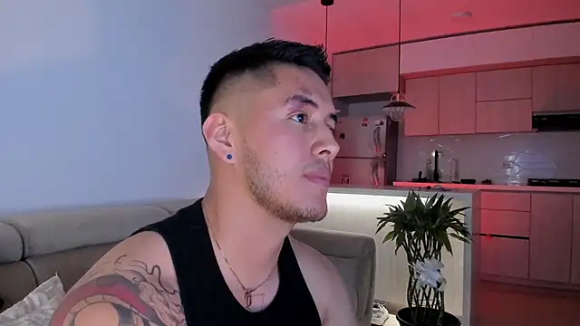 Snapshot of Chriskyle_ chatting on 01/29/25, 10:05 Chriskyle  online show from 01/29/25, 10:05