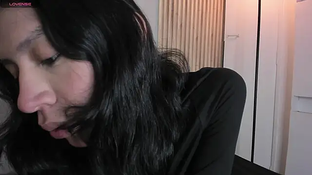 AdammClark1 online show from 12/11/24, 09:12