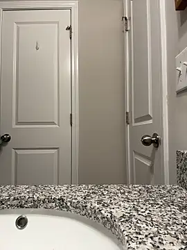 StrokinSnowman online show from 10/13/25, 04:12