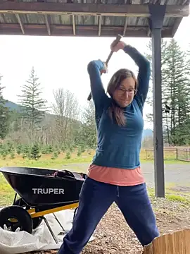 Snapshot of MsSamantha chatting on 12/13/24, 09:20 MsSamantha online show from 12/13/24, 09:20