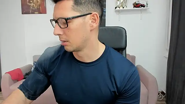 BrutusK08 online show from 02/11/25, 03:08