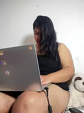 KATYGONZALEZ online show from 01/15/26, 09:47