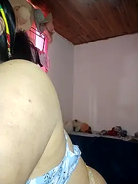 KATYGONZALEZ online show from 06/26/26, 03:49