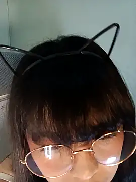 Chall mee online show from 11/17/25, 05:41