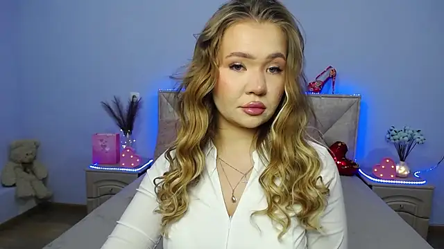 Snapshot of StacyYellig chatting on 01/17/25, 07:49 StacyYellig online show from 01/17/25, 07:49