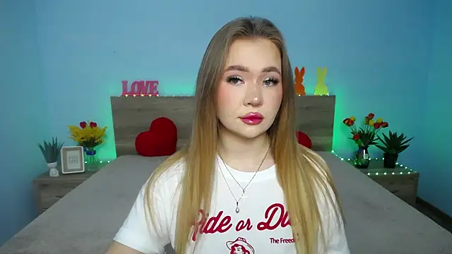 Snapshot of StacyYellig chatting on 03/10/25, 07:40 StacyYellig online show from 03/10/25, 07:40