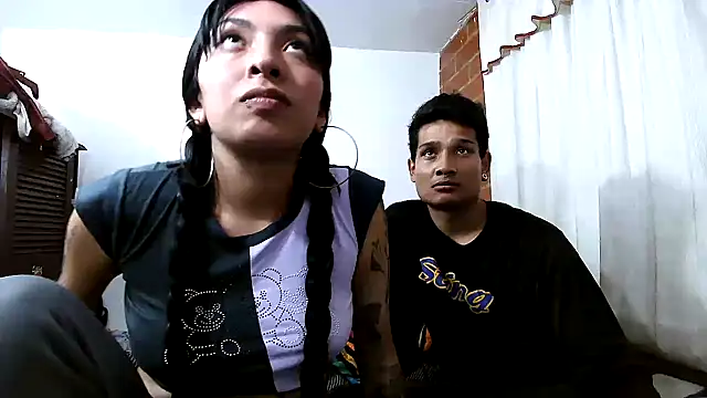 Snapshot of AngelinaPaker chatting on 12/13/24, 06:53 AngelinaPaker online show from 12/13/24, 06:53