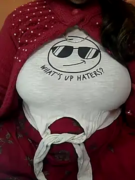 CUTE SOPHIA- online show from 12/29/24, 07:00