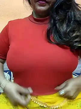 CUTE SOPHIA- online show from 03/01/25, 09:04