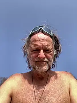 artXhibitor online show from 03/07/26, 01:41