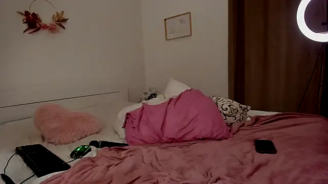 Snapshot of Anna_Sinner chatting on 02/20/25, 09:11 Anna Sinner online show from 02/20/25, 09:11