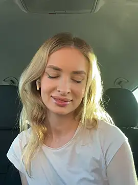 EvieEvans online show from 02/16/25, 04:32