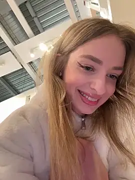 EvieEvans online show from 02/18/25, 04:05